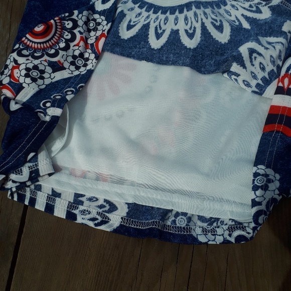 Papillon Sleeveless Dress - Picture 5 of 6